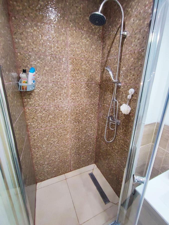 White Rose Studio Basement Appartement Boedapest Buitenkant foto